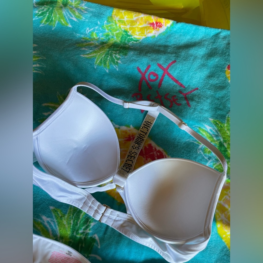 VICTORIAโS SECRET SWIM 36C Fabulous Push-Up Bikini Top And Bottom Womenโs Size M - Picture 5 of 7